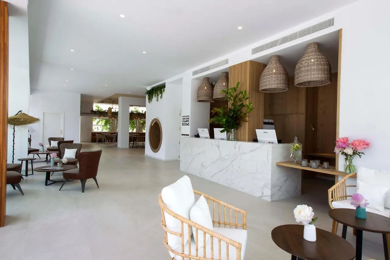 May Altafulla Beach Boutique Hotel 4*,