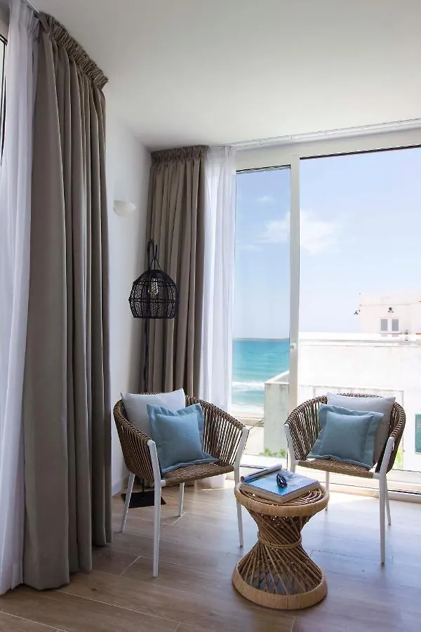 May Altafulla Beach Boutique Hotel 4*,
